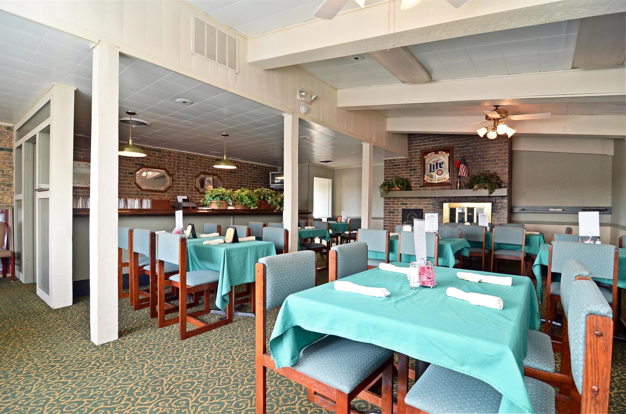 Hotel Baymont By Wyndham Effingham Restaurant foto